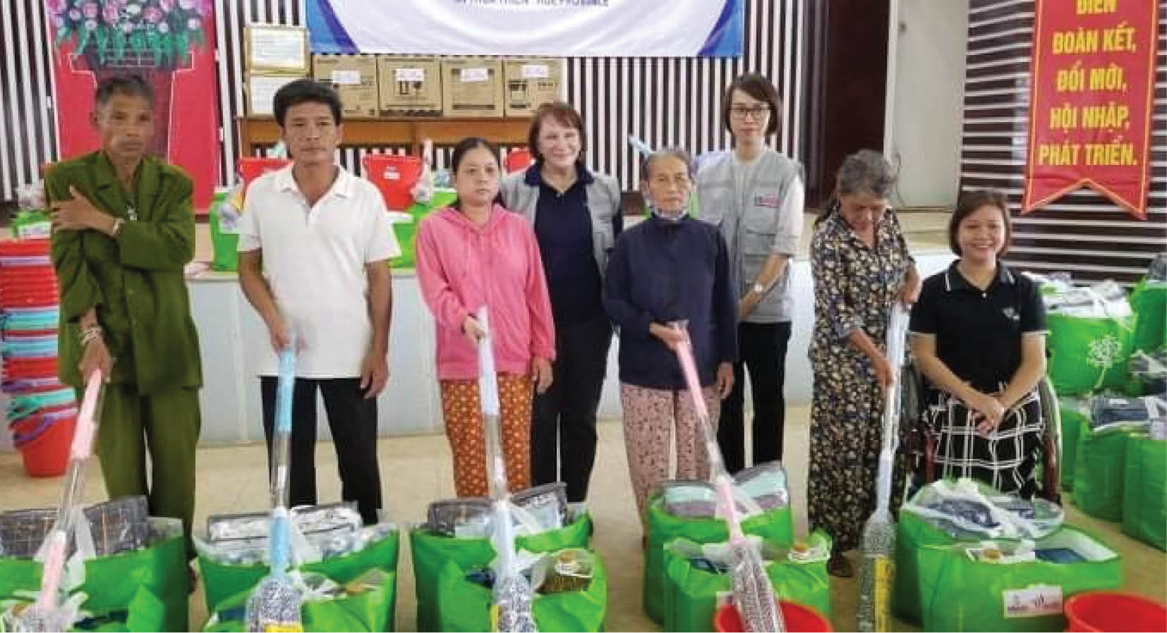 Chia sẻ cùng người khuyết tật, yếu thế sau thiên tai
