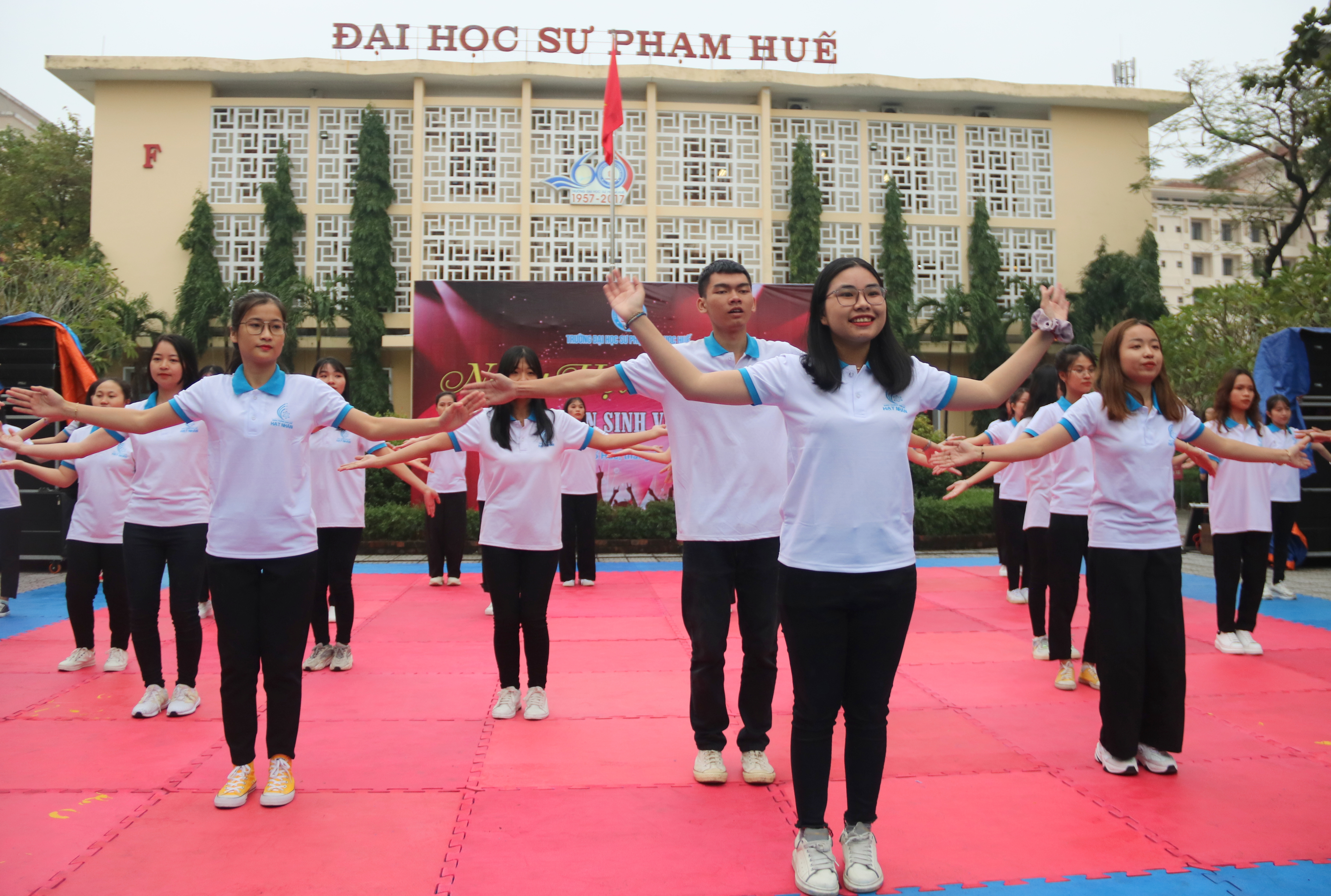 Ngày hội kỹ năng chào đón hơn 1 100 tân sinh viên sư phạm