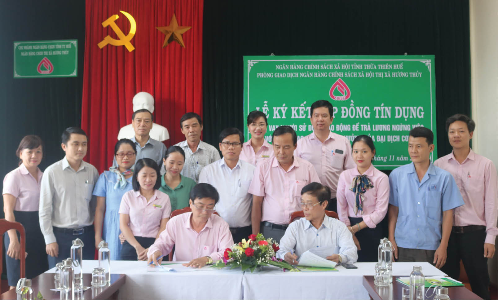 Gói vay vốn trả lương Nới lỏng vẫn khó tiếp cận