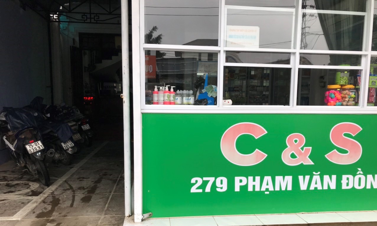 Xử phạt và buộc ngừng hoạt động một phòng khám không phép