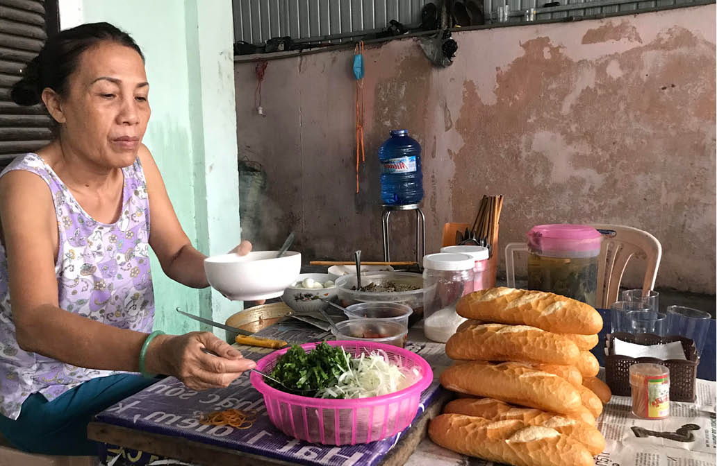 Quà sáng ở xóm