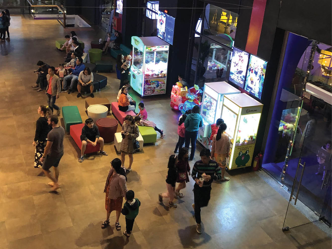 Rạp phim đâu chỉ có người trẻ