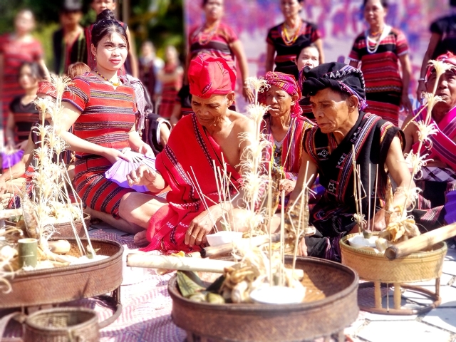 Giữ tết cổ truyền của đồng bào dân tộc thiểu số