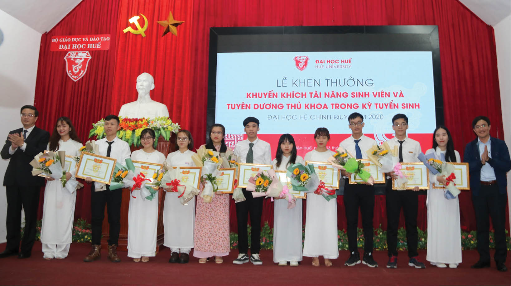 Khuyến khích tài năng, khả năng học tập của sinh viên