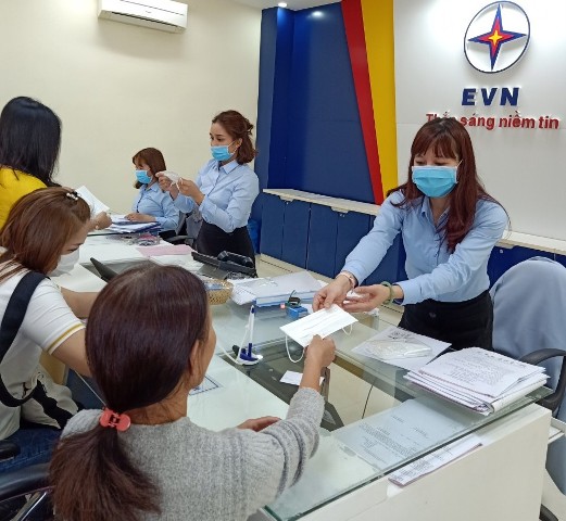 Tiếp tục giảm giá điện cho khách hàng ảnh hưởng bởi COVID-19