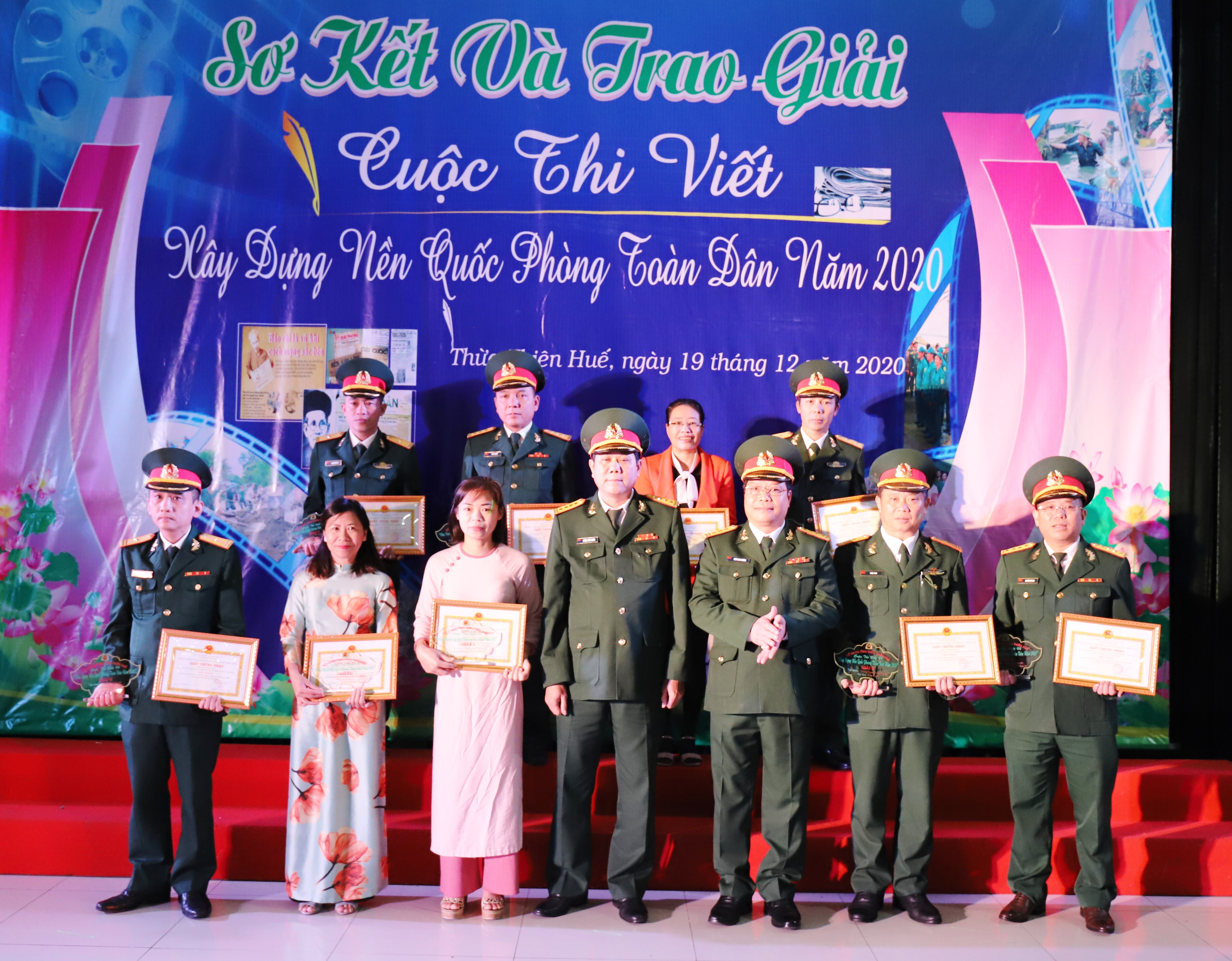 16 tác phẩm đạt giải cuộc thi viết Xây dựng nền quốc phòng toàn dân