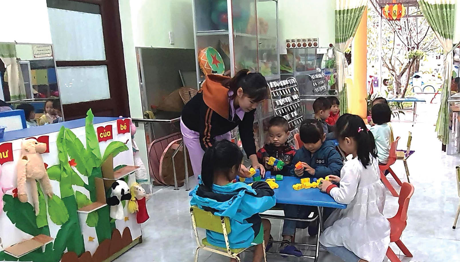 Xóa điểm trường lẻ, xóa nỗi nhọc nhằn