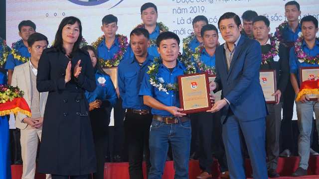 Thực hiện hơn 20 công trình thanh niên xây dựng nông thôn mới