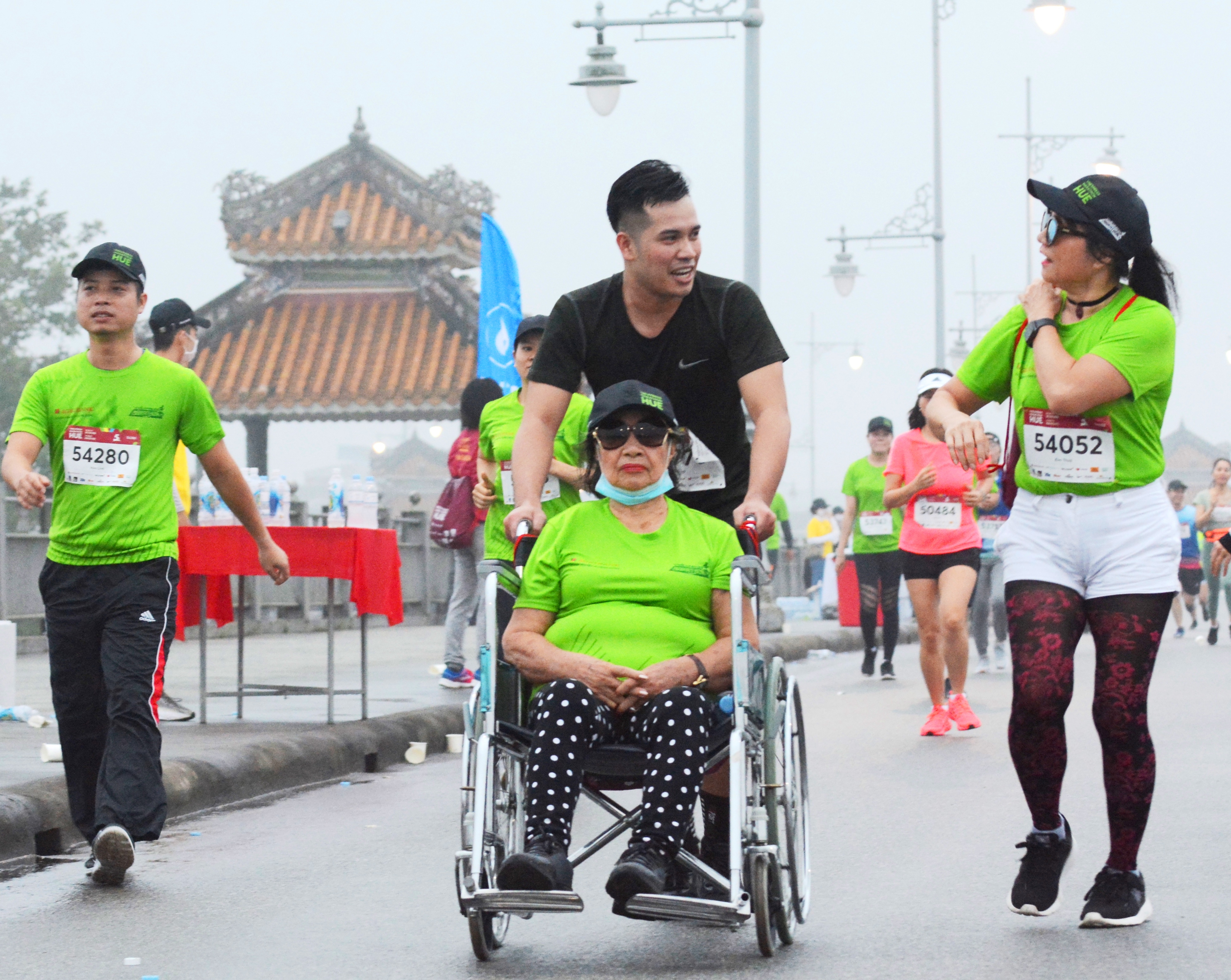 Những khoảnh khắc ấn tượng tại giải VnExpress Marathon Huế 2020