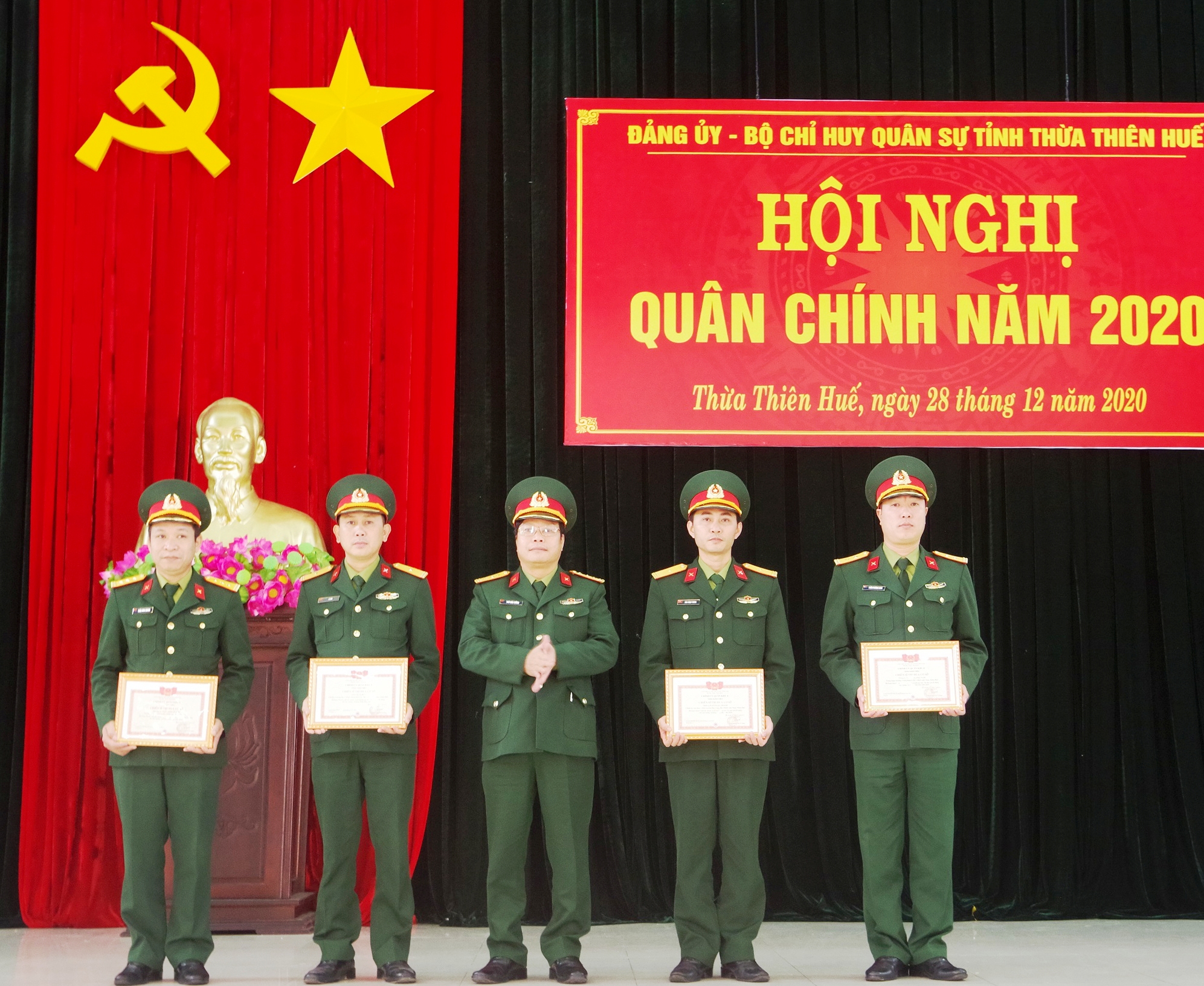 Tập trung vào các khâu đột phá