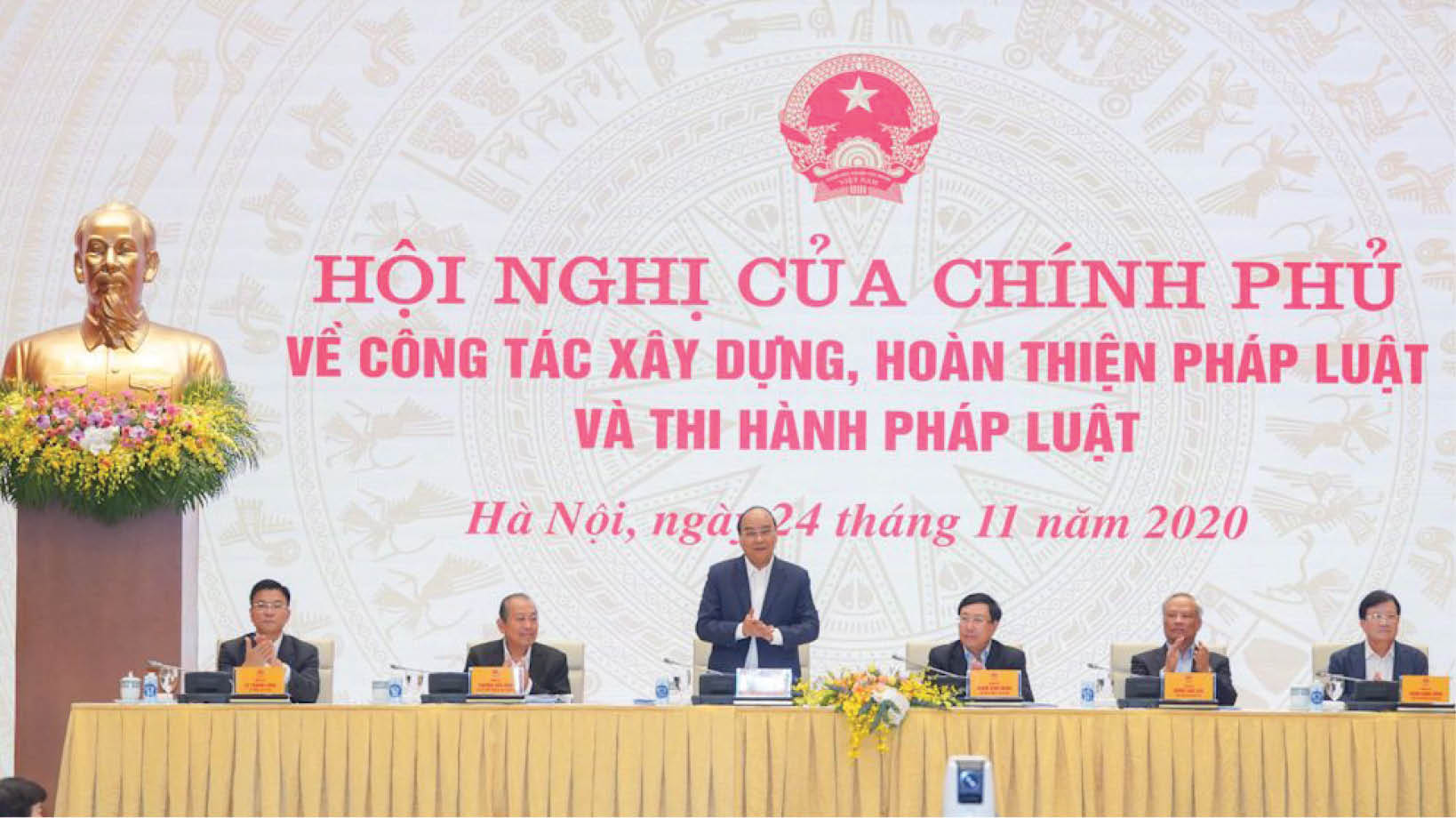 Từ lợi ích nhóm đến tham nhũng
