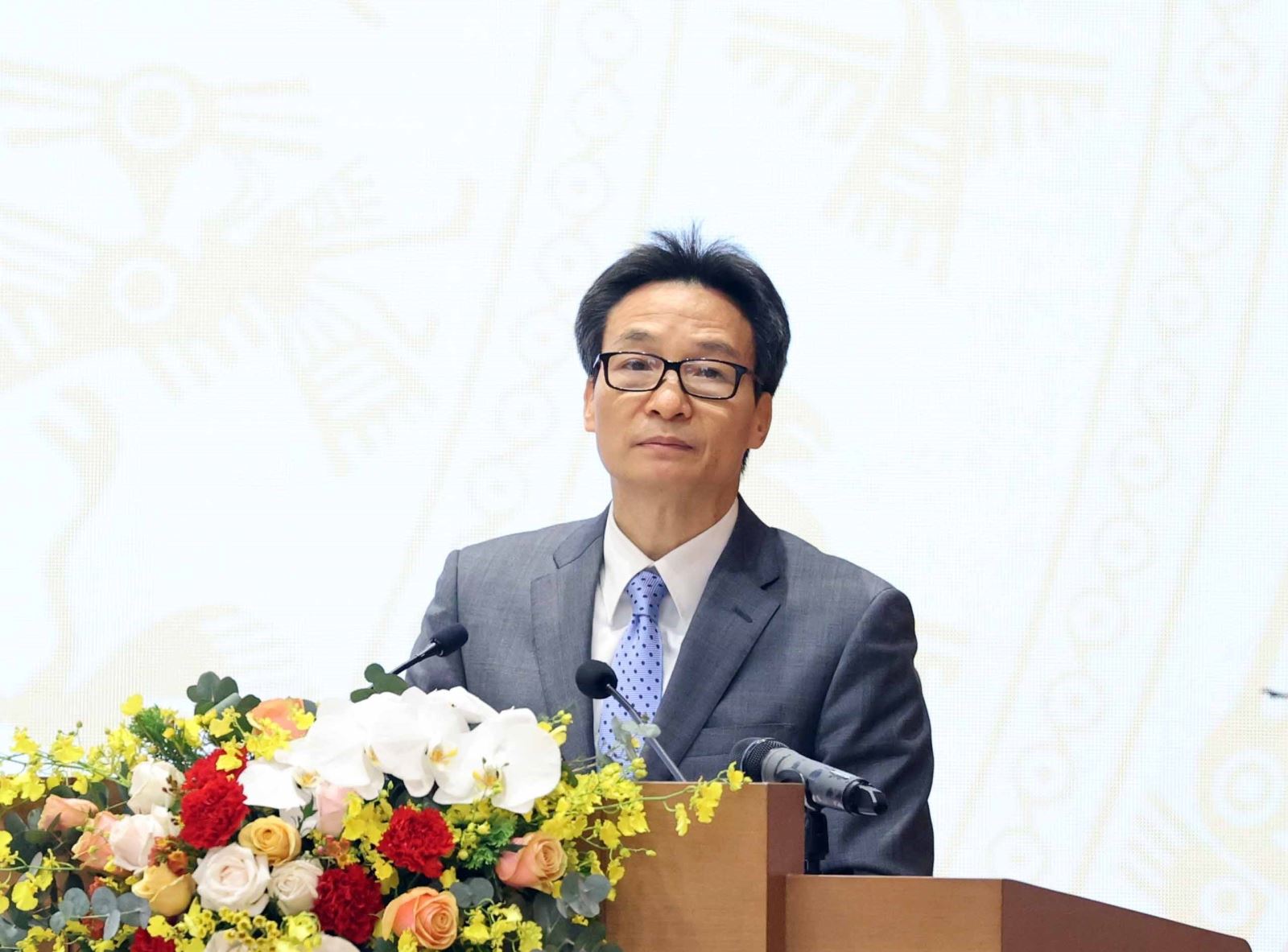 Chống dịch COVID-19 vẫn là ưu tiên hàng đầu