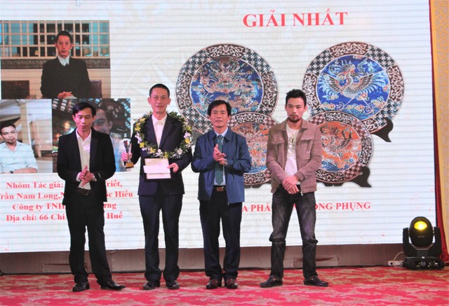 Tôn vinh nghệ nhân và trao giải Hội thi Thiết kế sản phẩm thủ công mỹ nghệ