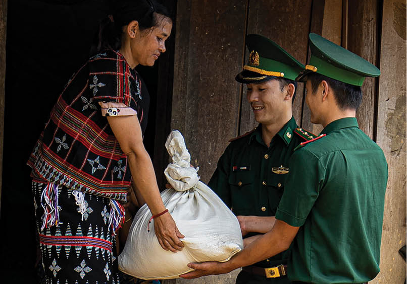 Xuân về trên dải biên cương