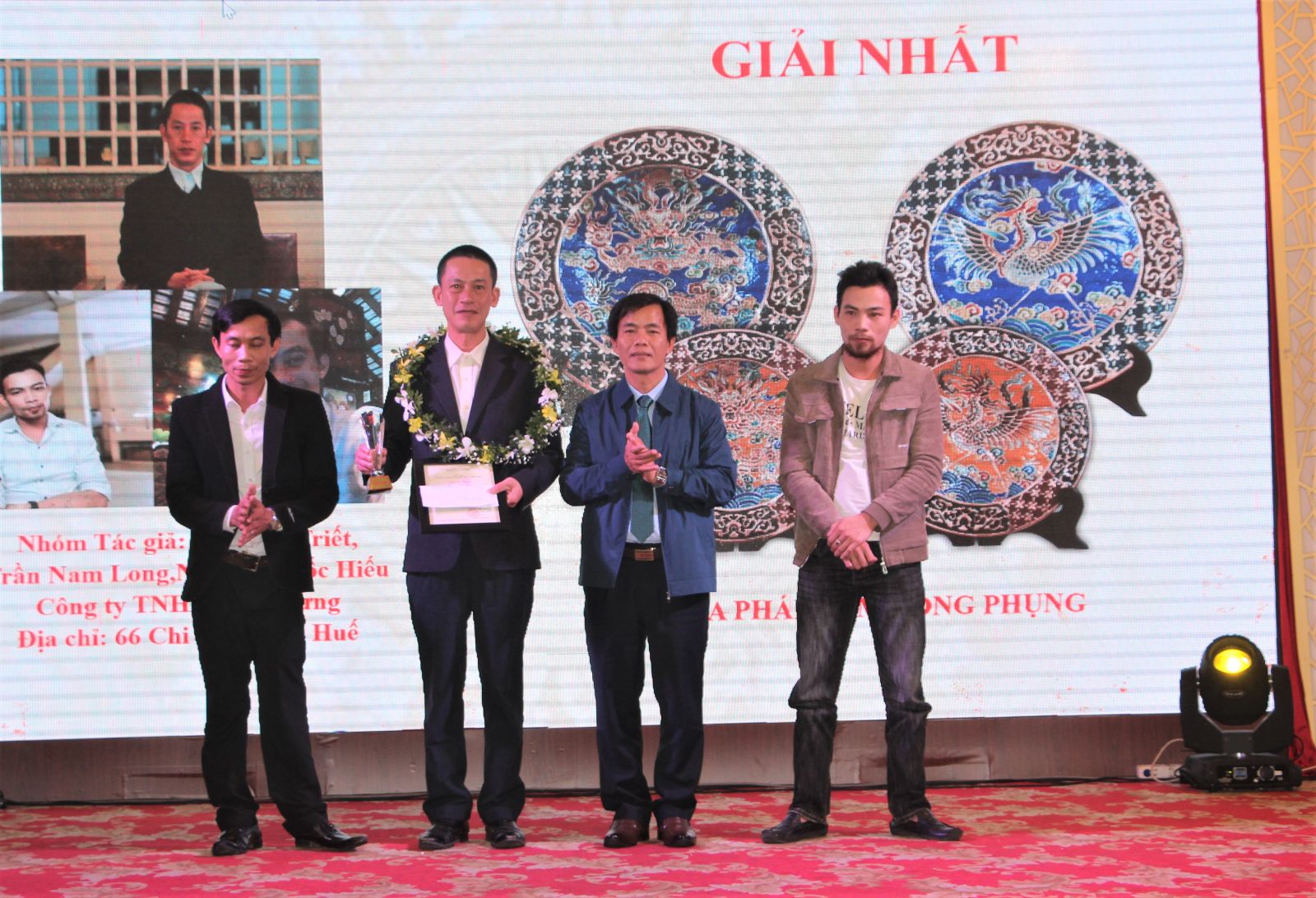 Honoring artisans and awarding prize for the Handicraft Product Design Contest
