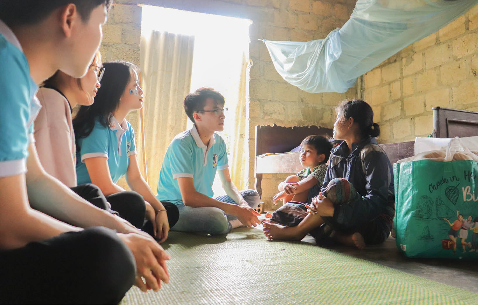 Tết đầm ấm cho người dân vùng cao