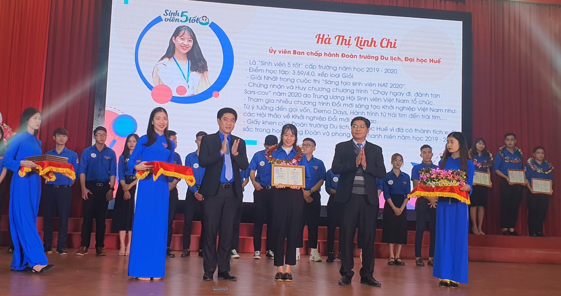 Tuyên dương danh hiệu Sinh viên 5 tốt và Học sinh 3 rèn luyện cấp tỉnh