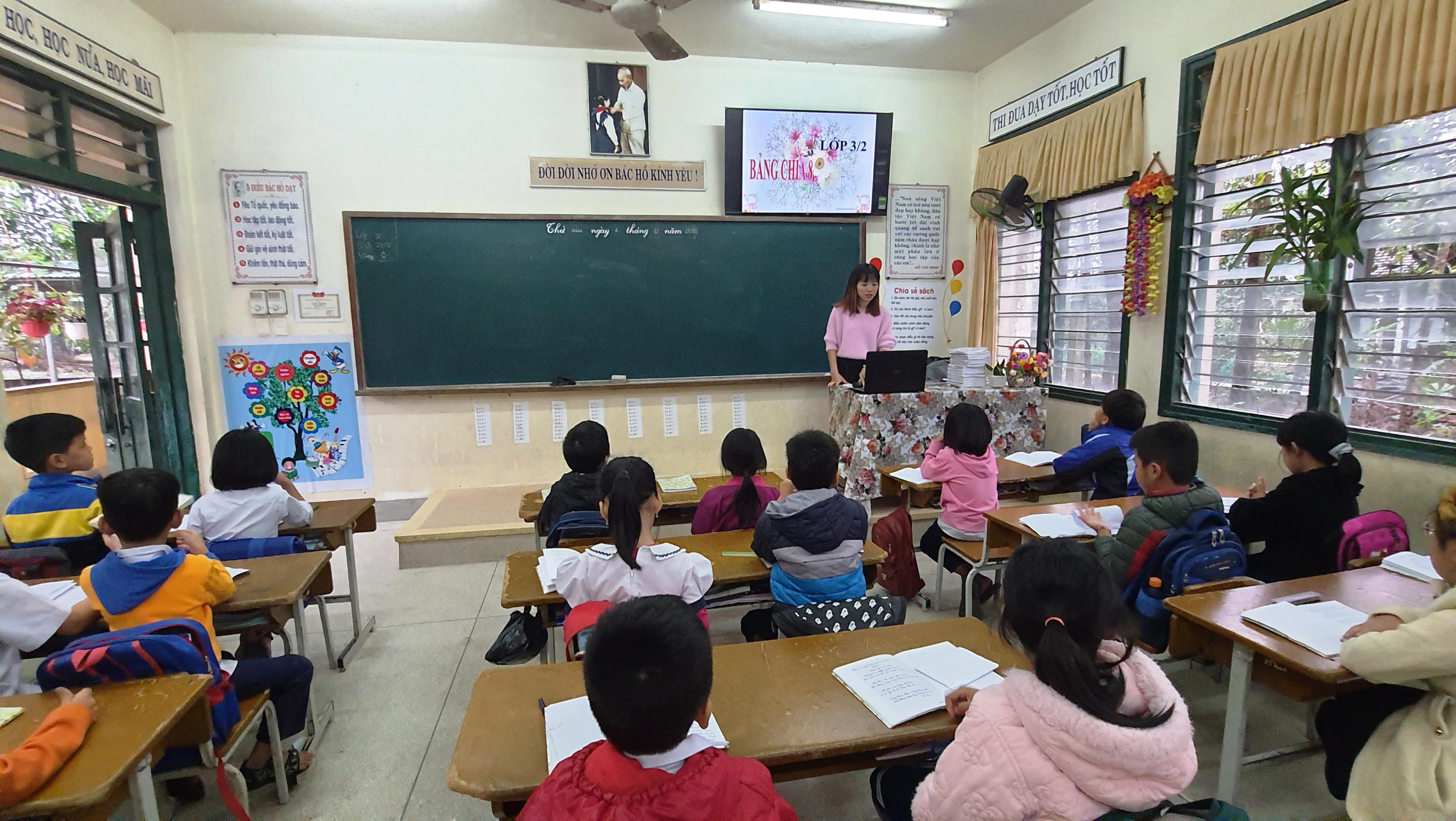 Học sinh nghỉ học khi nhiệt độ dưới 10 độ C
