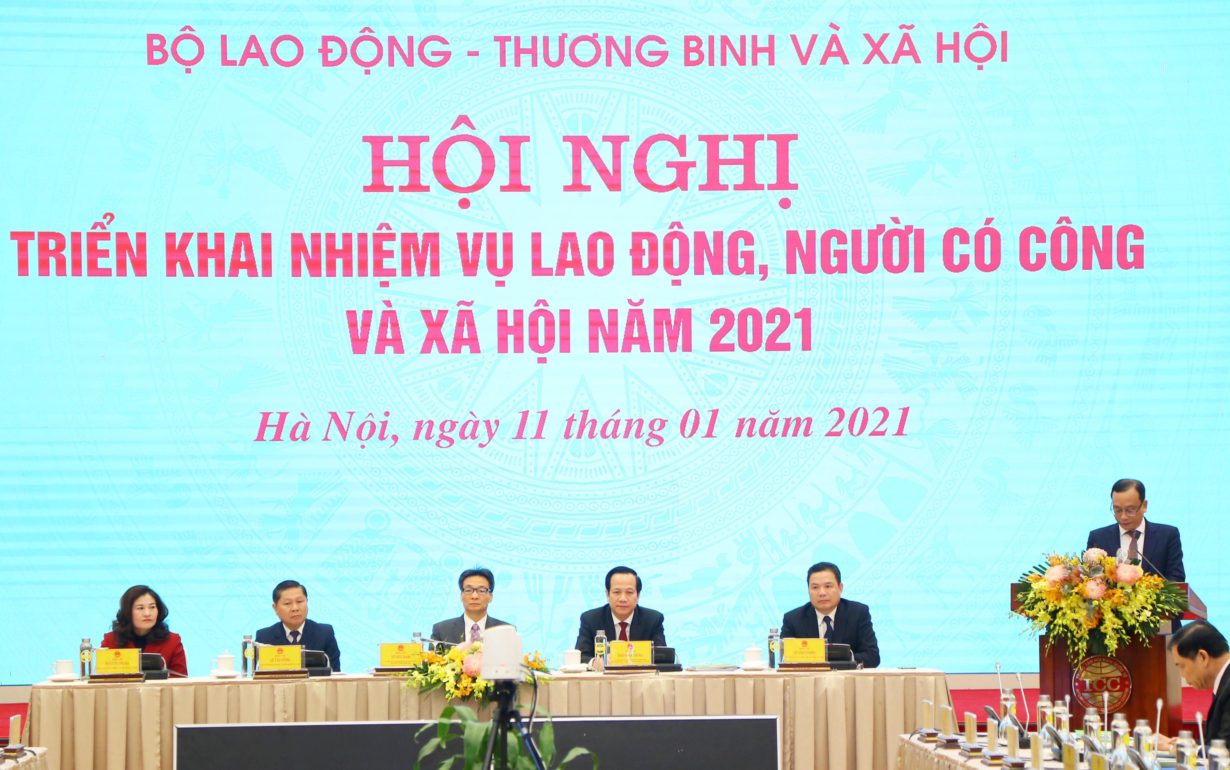Tập trung nâng cao nguồn nhân lực chất lượng và an sinh xã hội