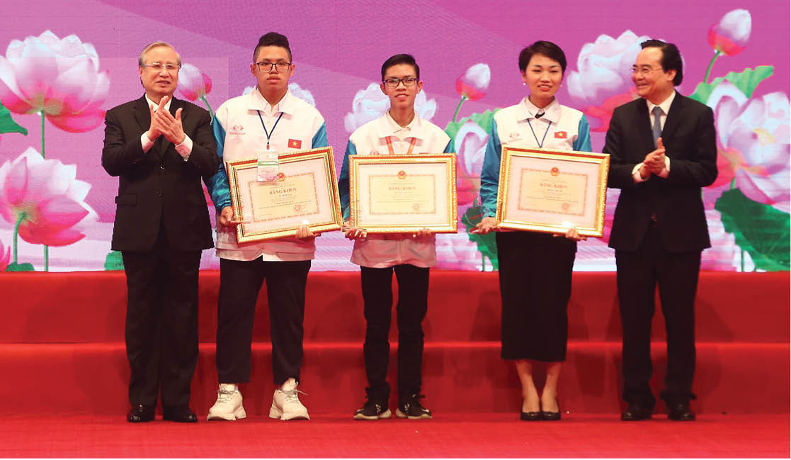 Chuyên toán nhưng mê sử