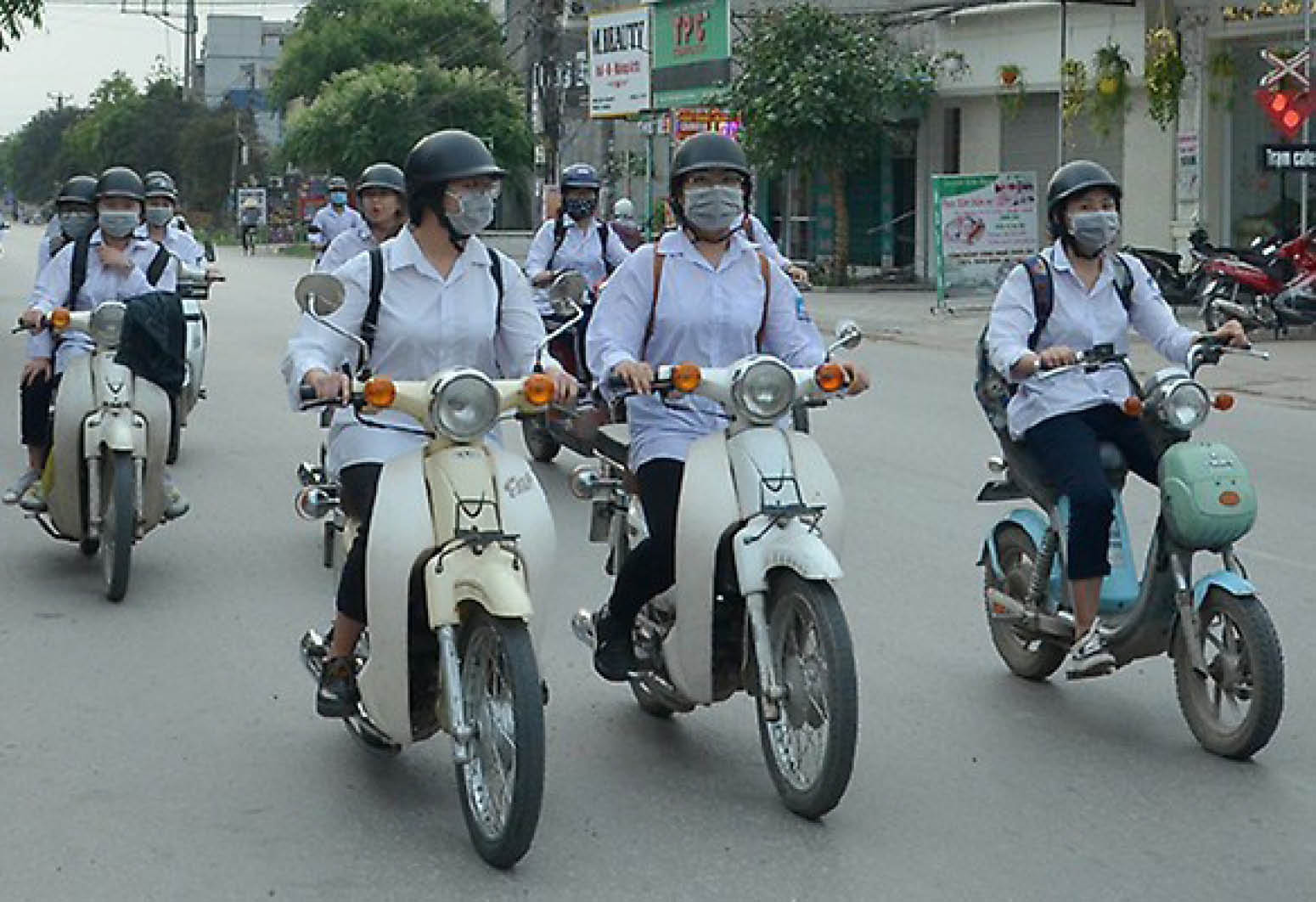 Điều khiển xe gắn máy dưới 50 cc cũng cần phải có bằng lái