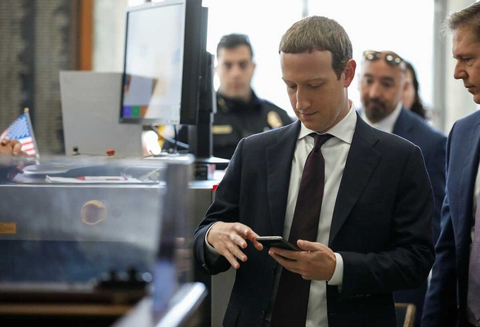 Lượt tải ứng dụng tin nhắn mã hóa Signal tăng 42 lần