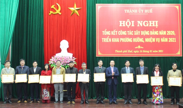 Đổi mới tương tác thông tin giữa hệ thống chính trị và người dân