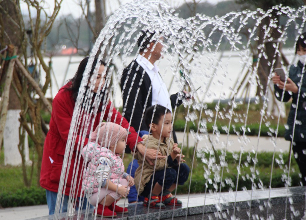 Không gian công viên Lý Tự Trọng ấn tượng hơn với đài phun nước