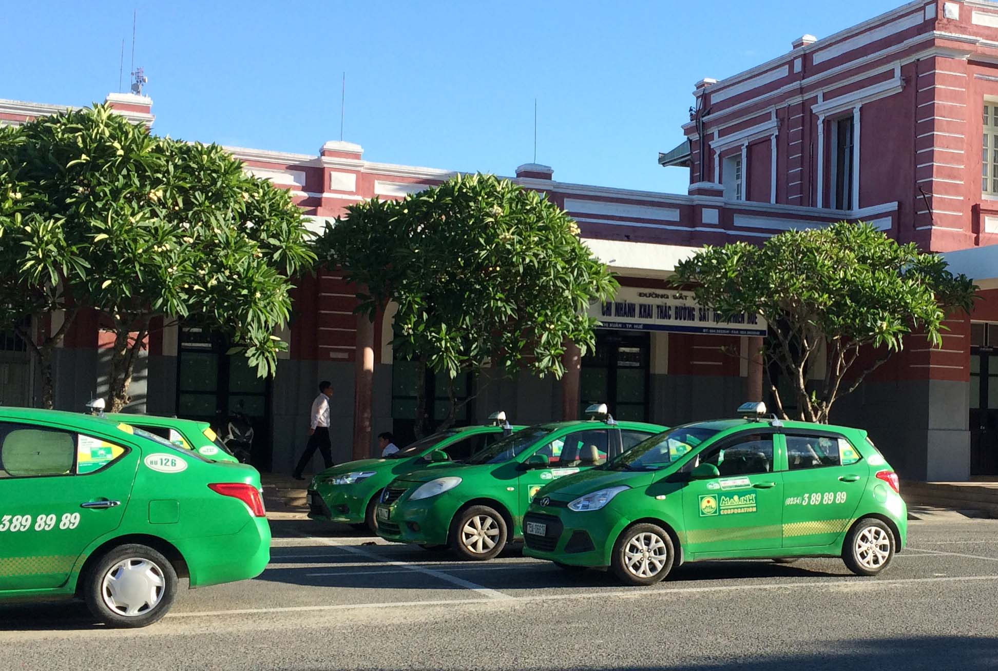 Bực chiếc taxi mà ngẫm