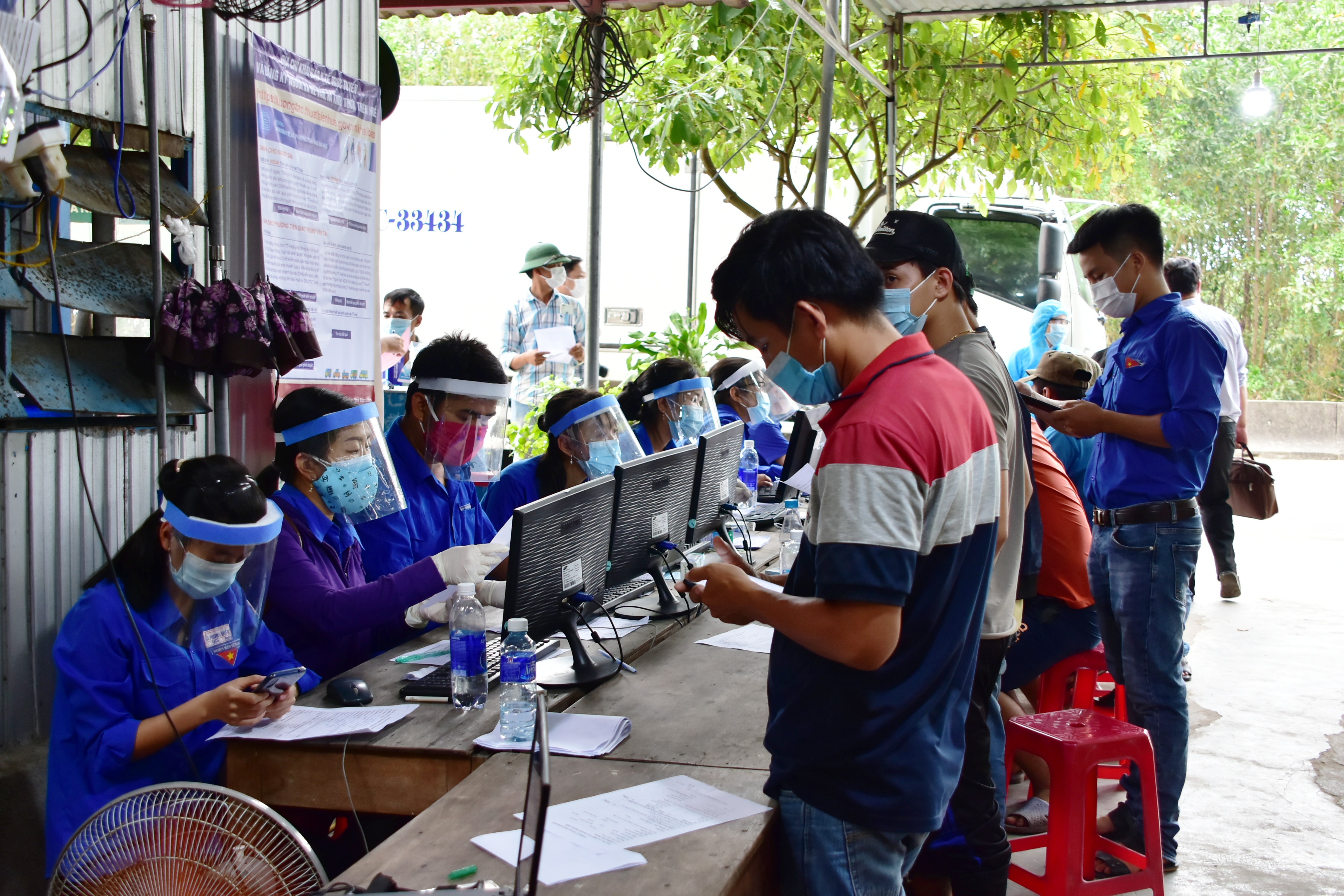 Triển khai ngay các giải pháp khẩn cấp phòng, chống dịch COVID-19