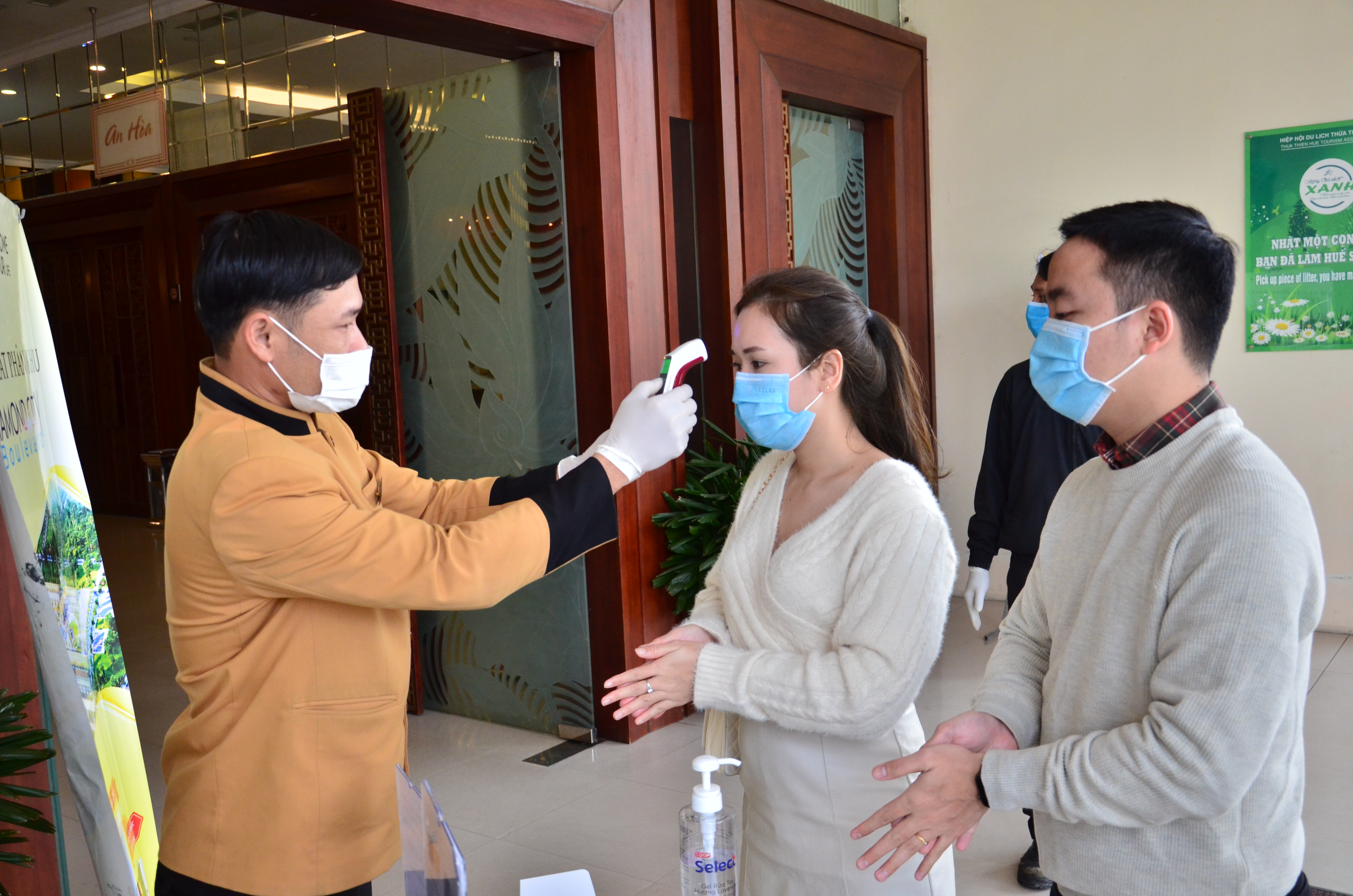 Xác minh số lượng du khách từ vùng dịch từng đến Huế lưu trú