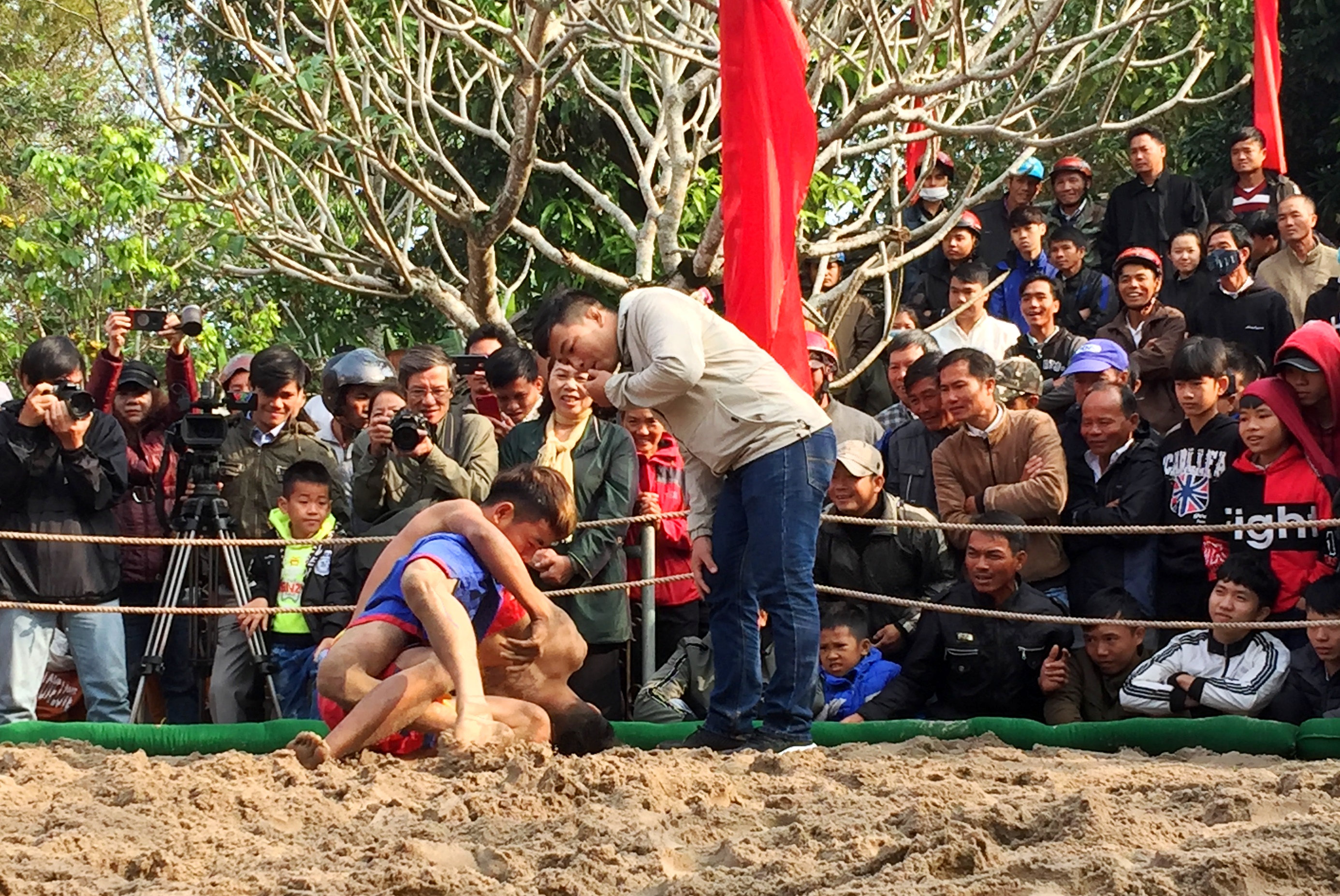 Tiếp tục hoãn các hoạt động thể thao dịp Tết Nguyên đán Tân Sửu