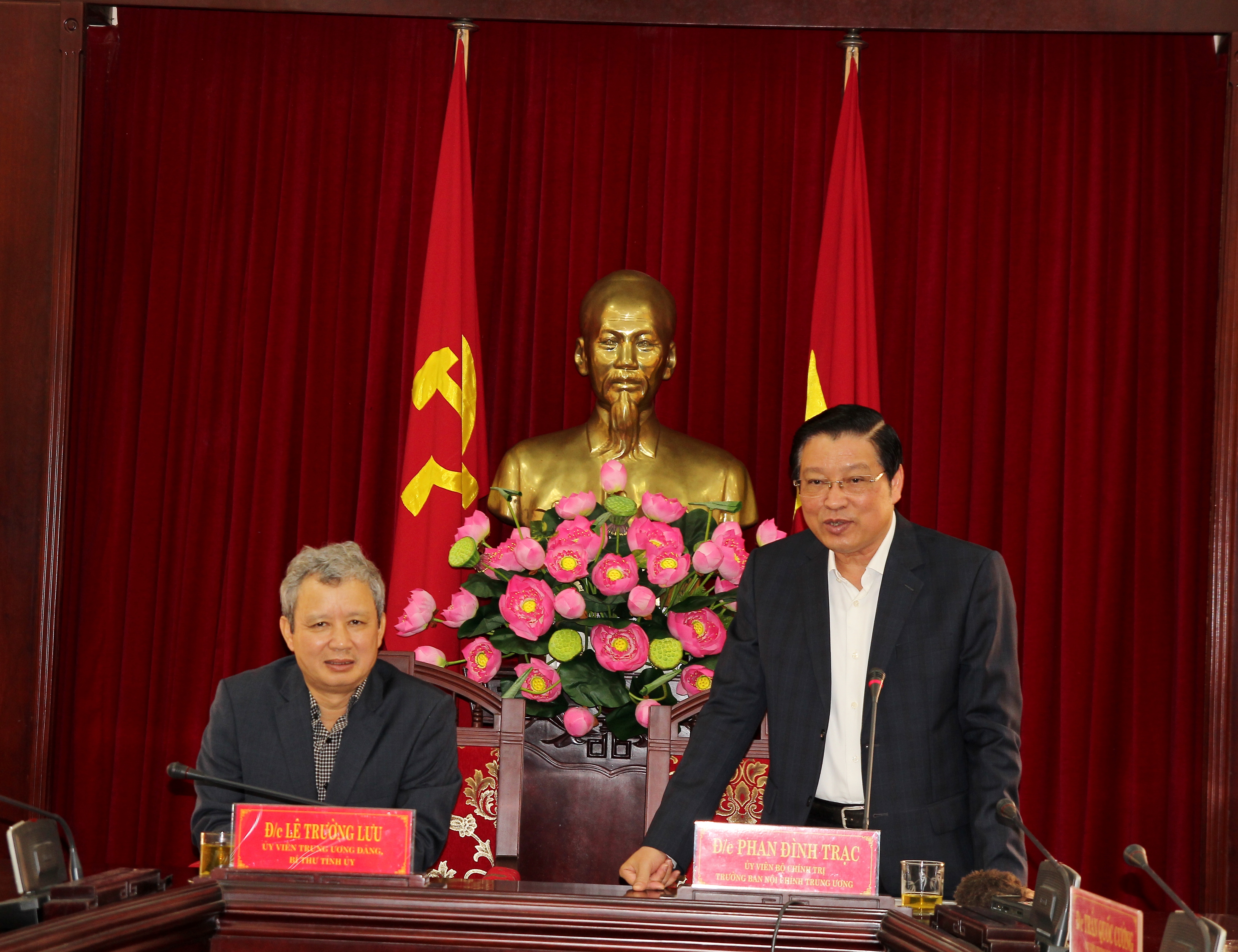 Ủy viên Bộ Chính trị, Trưởng ban Nội chính Trung ương Phan Đình Trạc làm việc với Thường trực Tỉnh ủy