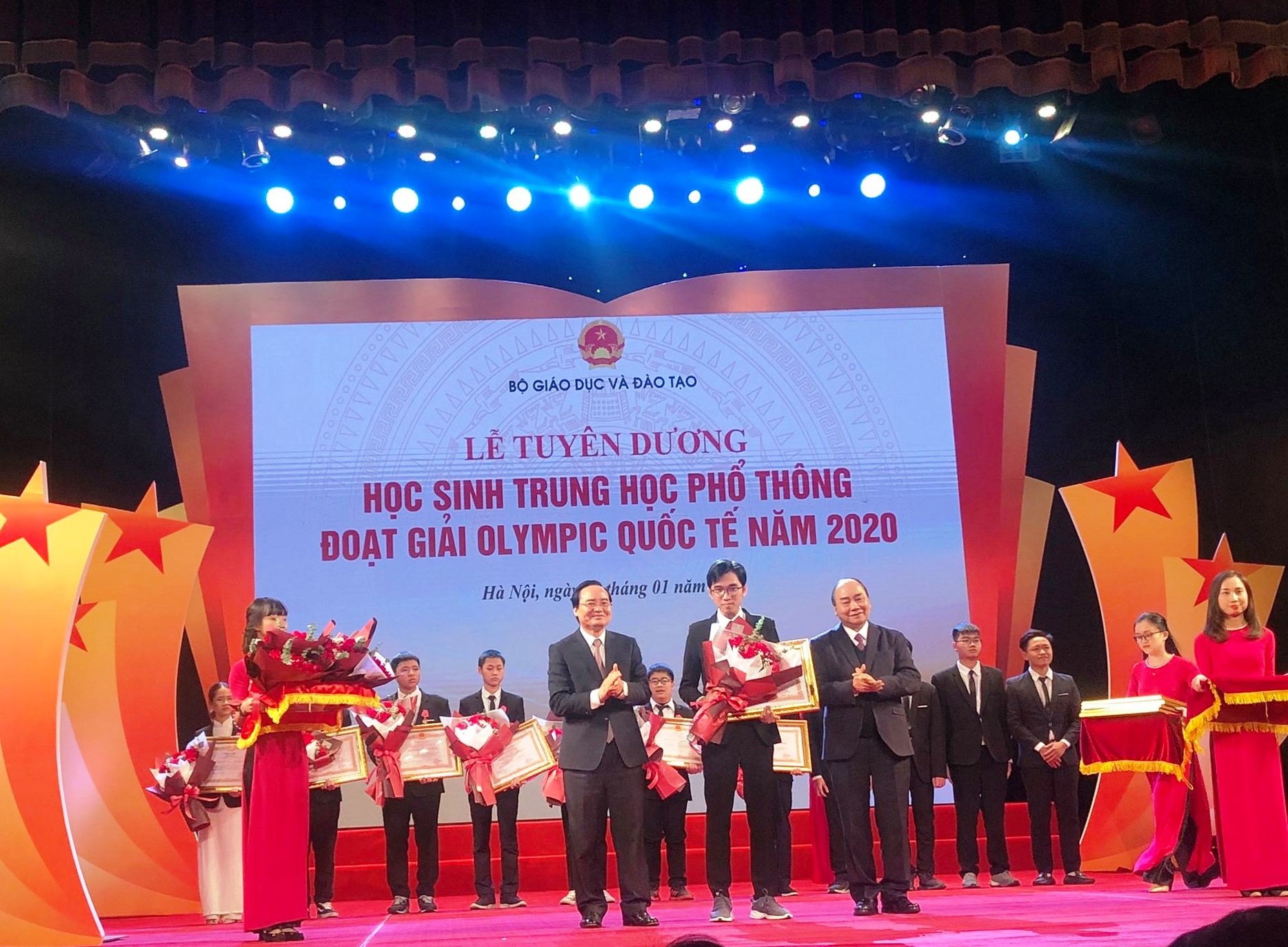 HCV Olympic Sinh học quốc tế Hồ Việt Đức Gian nan nhưng cũng nhiều niềm vui