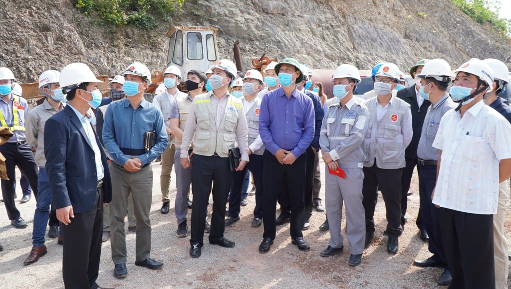 Đảm bảo tiến độ gắn với chất lượng công trình