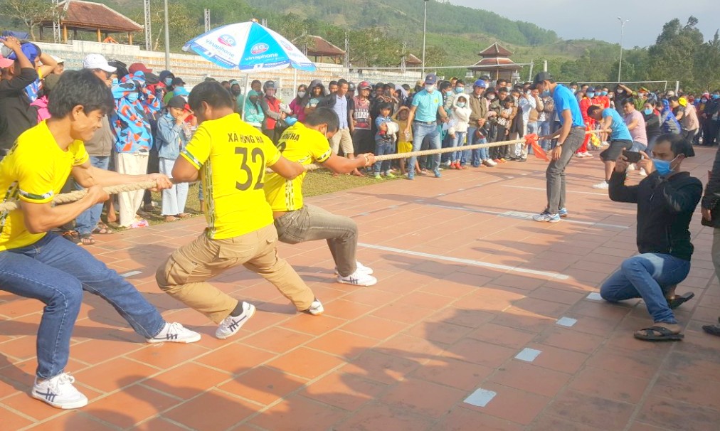 Khai mạc giải thi đấu thuộc Đại hội TDTT huyện A Lưới