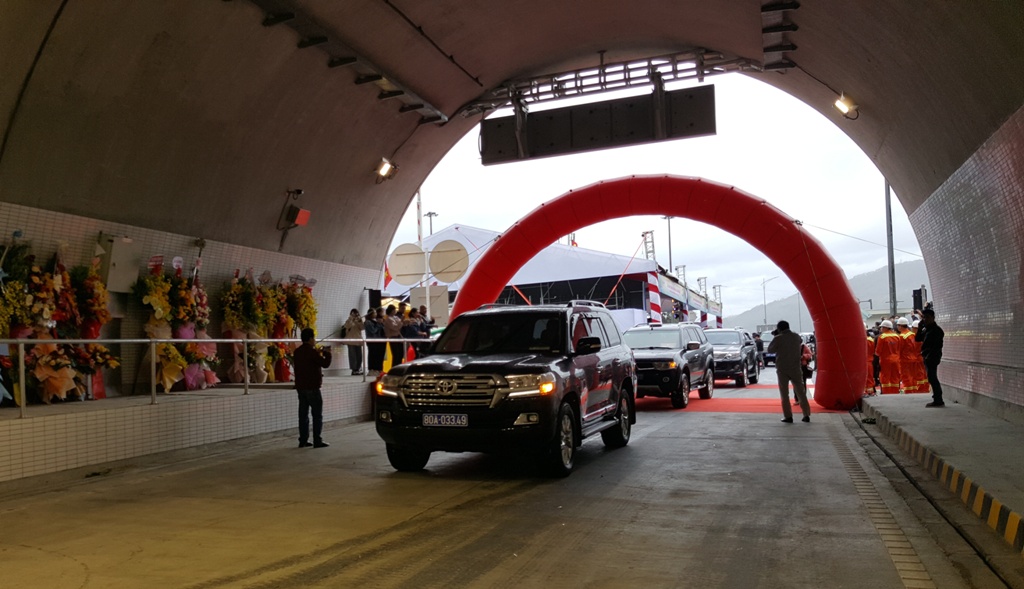 Hầm Hải Vân 2 tiếp tục hoạt động bình thường