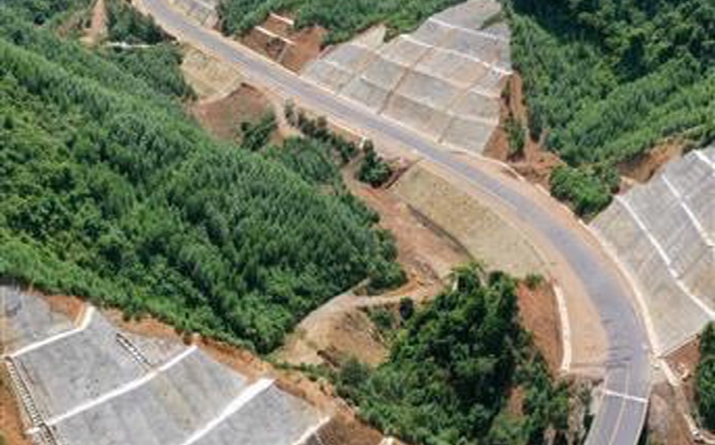 Cao tốc La Sơn-Túy Loan sẽ thông xe vào cuối quý 2 2021