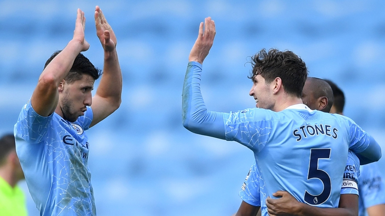 Man xanh thắng trận thứ 20 liên tiếp nhờ bộ đôi trung vệ