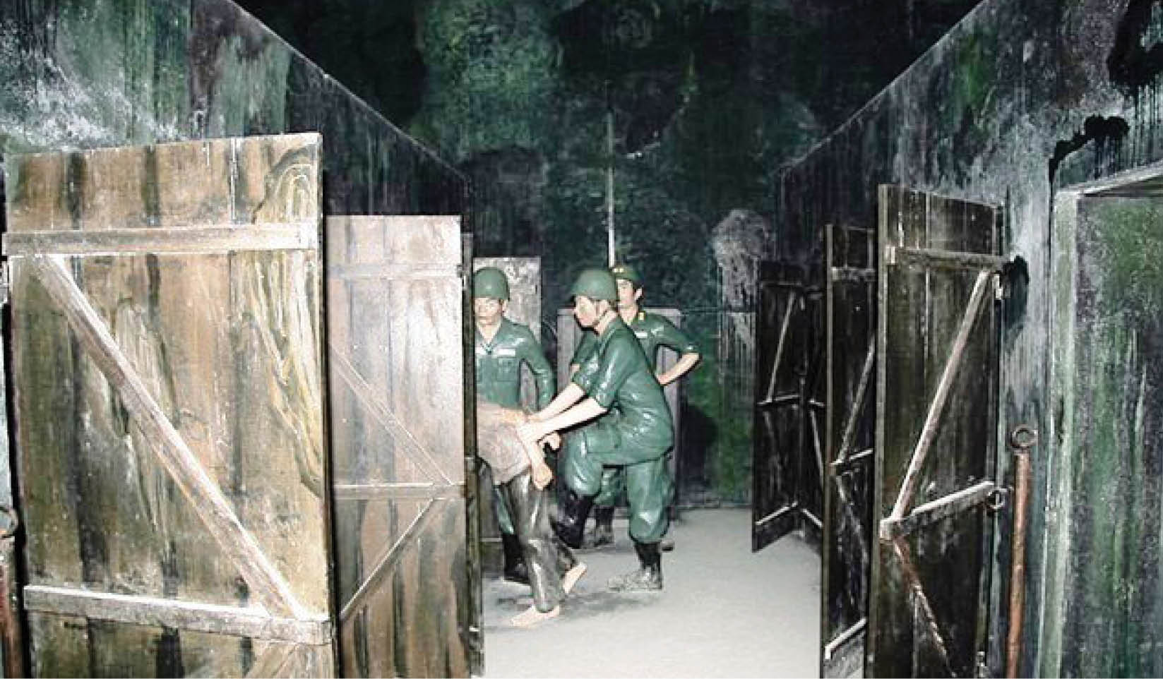 Di Tích Lịch Sử Chín Hầm: Địa Ngục Trần Gian Giữa Lòng Cố Đô