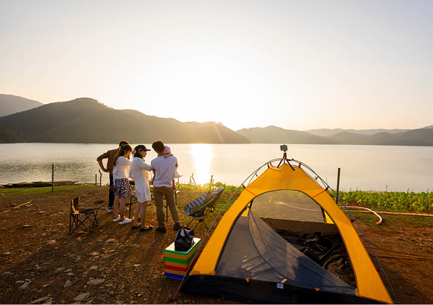 Về quê cắm trại
