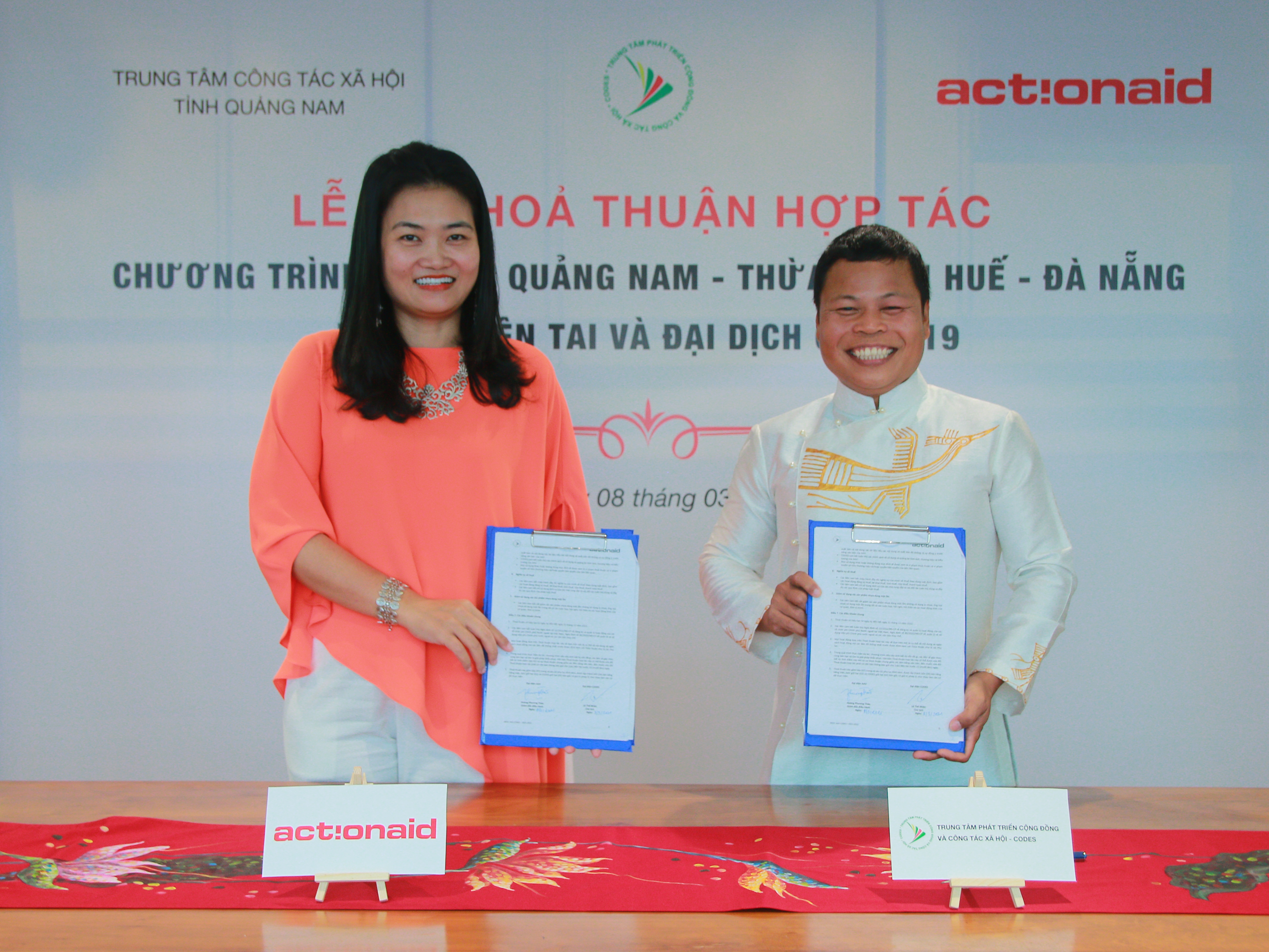 Ký kết thoả thuận hỗ trợ lao động nữ phi chính thức tại Huế và Đà Nẵng
