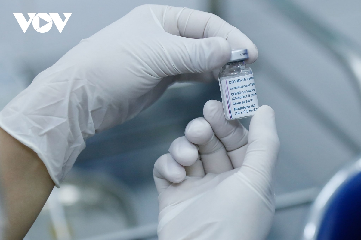 Cả nước đã có hơn 10 000 người được tiêm chủng vaccine COVID-19