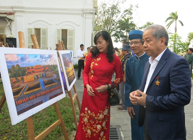 Triển lãm 50 bức ảnh về quê hương Thừa Thiên Huế