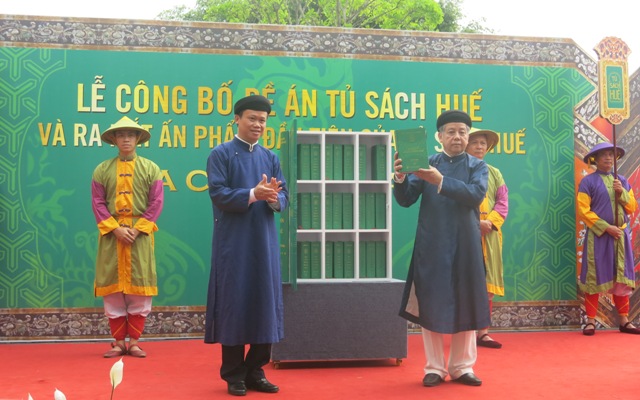 Công bố đề án Tủ sách Huế và ra mắt Địa chí Văn hóa Huế