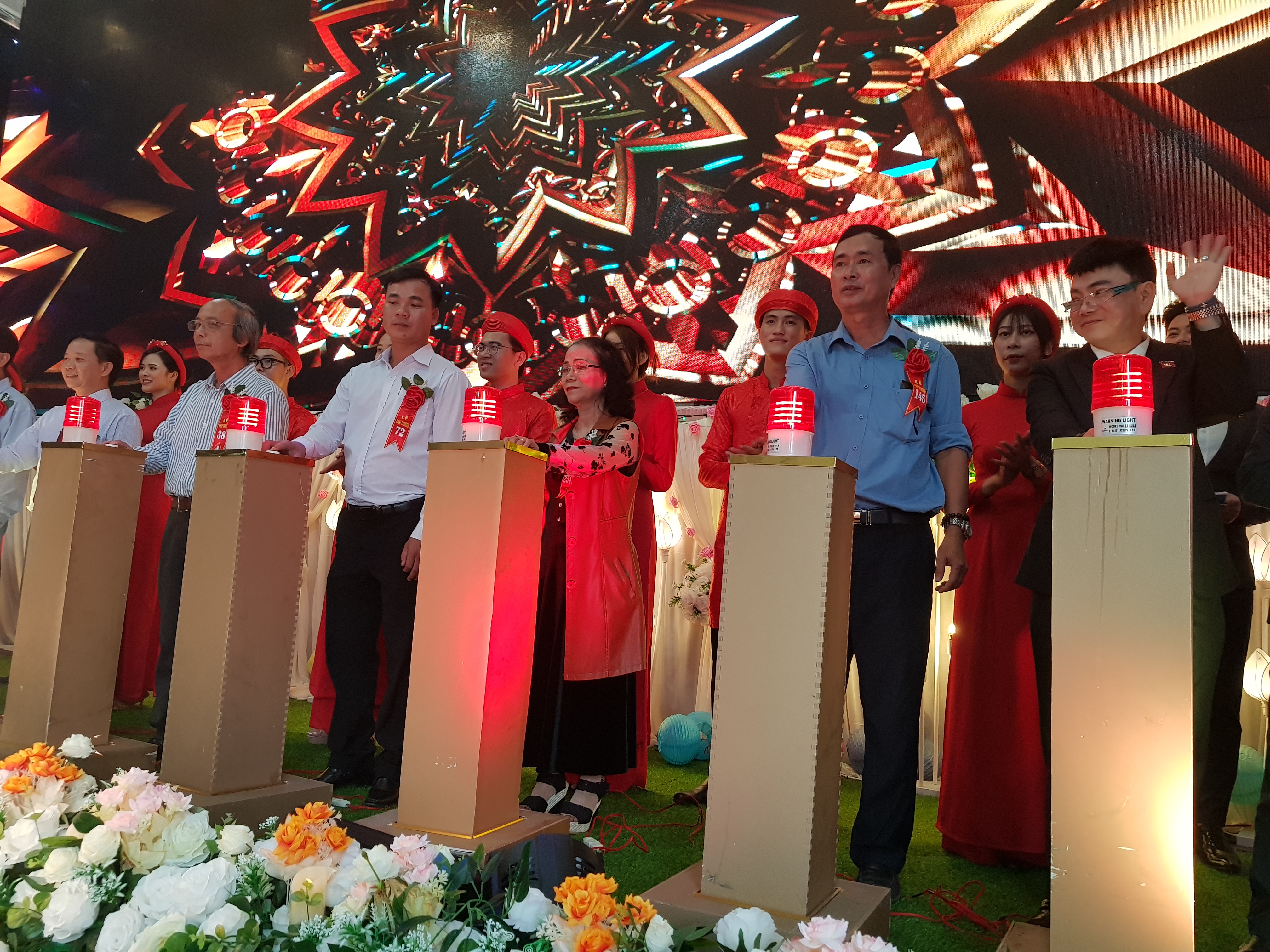 Vinh Thanh có thêm trung tâm thể thao