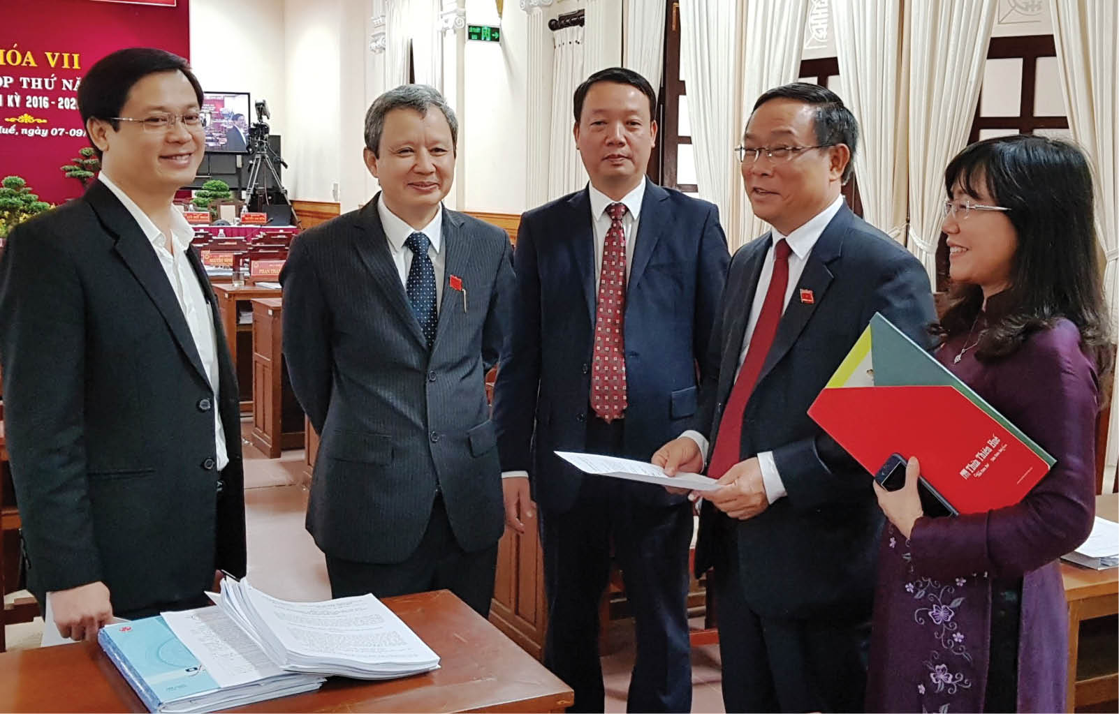 Tăng tỷ lệ nữ tham gia Hội đồng Nhân dân các cấp