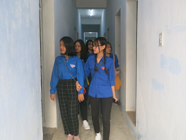 Experiencing at the “red addresses”