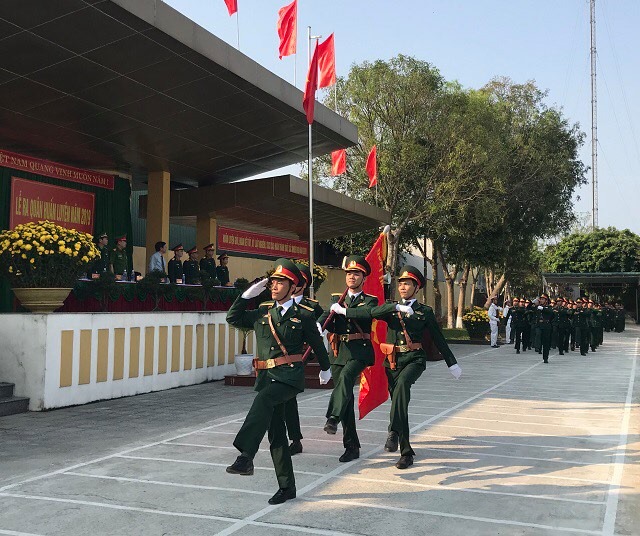 Thể lệ Cuộc thi viết về chủ đề “Xây dựng nền quốc phòng toàn dân
tỉnh Thừa Thiên Huế ” lần thứ II, năm 2021