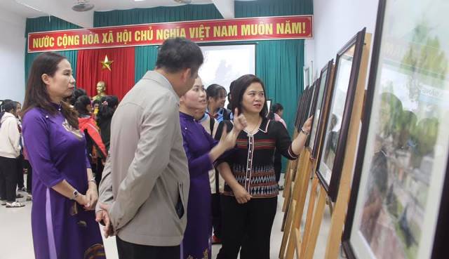 Triển lãm nghệ thuật ký họa tại Nam Đông